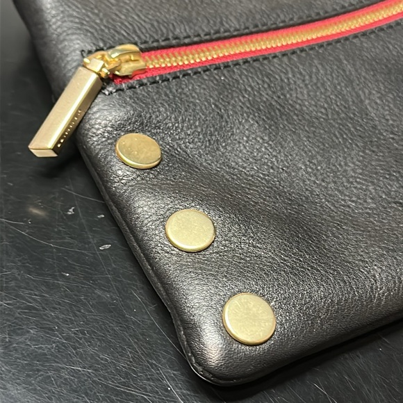 Hammitt Nash Black Leather Zipper Crossbody Shoulder Bag Purse Clutch Wristlet - Picture 10 of 12